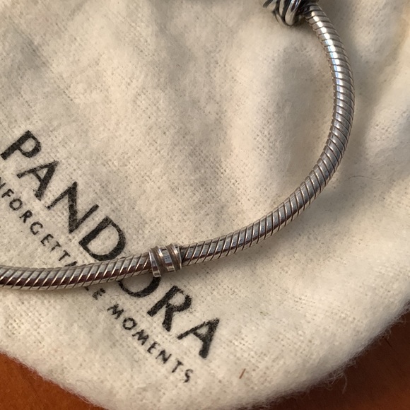 Pandora bracelet two charms Owl & love knot and pouch Sterling silver never worn - Picture 8 of 10